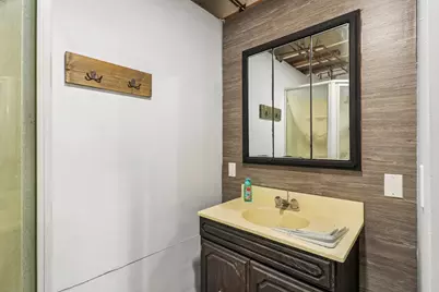 3908 W Kane Avenue, McHenry, IL 60050 - Photo 42