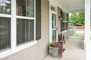 2700 Salt Creek Ct, Wauconda, IL 60084 - Photo 4