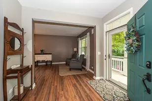 2700 Salt Creek Ct, Wauconda, IL 60084 - Photo 6