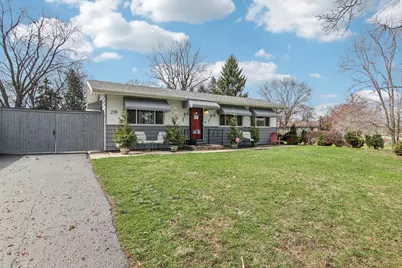 238 Frontage Road W, Northfield, IL 60093 - Photo 1