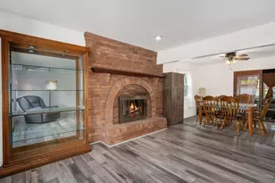 29W255 Lester St, West Chicago, IL 60185 - Photo 2