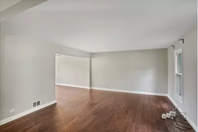 545 Ridgefield Drive, Roselle, IL 60172 - Photo 4
