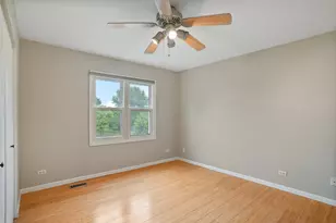 545 Ridgefield Dr, Roselle, IL 60172 - Photo 16