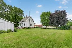 209 N Jackson St, Gardner, IL 60424 - Photo 36