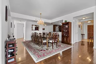 21 E Huron St, Chicago, IL 60611 - Photo 6