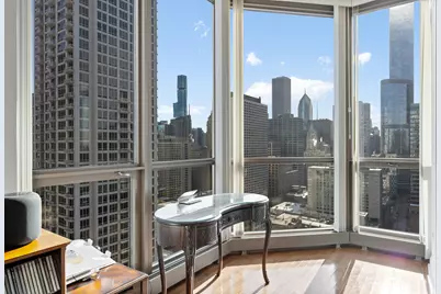 21 E Huron Street #2803, Chicago, IL 60611 - Photo 6