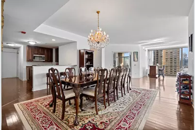 21 E Huron Street #2803, Chicago, IL 60611 - Photo 8