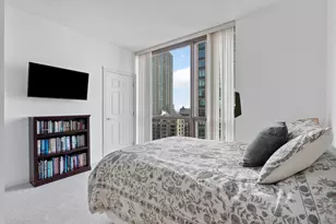 21 E Huron St, Chicago, IL 60611 - Photo 20