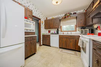 2405 S Washington Street, Salem, IL 62881 - Photo 8