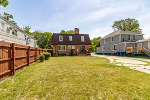 918 N Linden Ave, Waukegan, IL 60085 - Photo 22