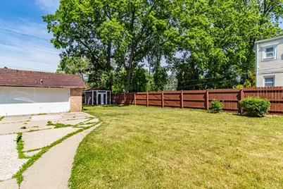 918 N Linden Avenue, Waukegan, IL 60085 - Photo 20
