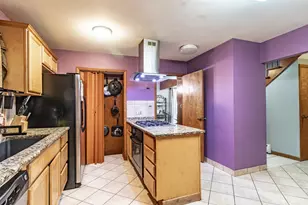 918 N Linden Ave, Waukegan, IL 60085 - Photo 12