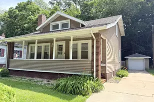 25 Westclox Ave, Peru, IL 61354 - Photo 1