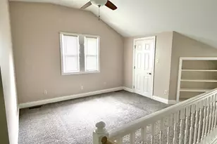 25 Westclox Ave, Peru, IL 61354 - Photo 16