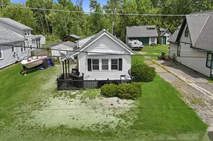 23016 W Lakeview Ave, Antioch, IL 60002 - Photo 4