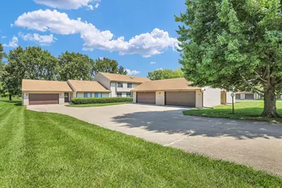 2463 Clayton Boulevard #2463, Champaign, IL 61822 - Photo 1
