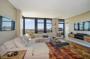 1255 S State St, Chicago, IL 60605 - Photo 2