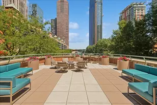 440 N McClurg Ct, Chicago, IL 60611 - Photo 14