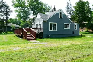 26522 W Edward Ave, Ingleside, IL 60041 - Photo 2