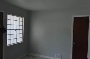 17111 Oakwood Ave, Lansing, IL 60438 - Photo 18