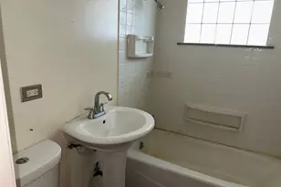 17111 Oakwood Ave, Lansing, IL 60438 - Photo 14