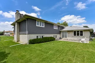 7561 Ponderosa Ct, Orland Park, IL 60462 - Photo 34