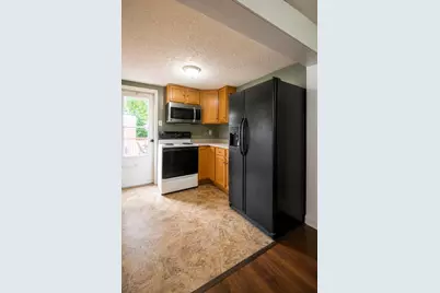 208 S Sycamore Street, Franklin Grove, IL 61031 - Photo 10