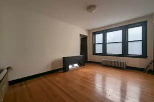 1949 W Cuyler Ave, Chicago, IL 60613 - Photo 8