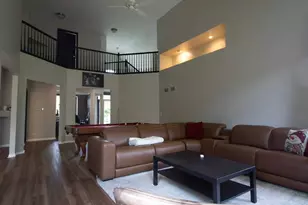 531 Primrose Ln, Crystal Lake, IL 60014 - Photo 4
