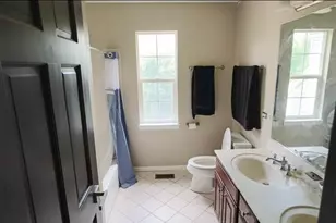 531 Primrose Ln, Crystal Lake, IL 60014 - Photo 12