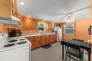 1915 Roberts St, Wilmington, IL 60481 - Photo 6