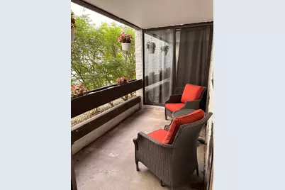 342 W Miner Street #1A, Arlington Heights, IL 60005 - Photo 2