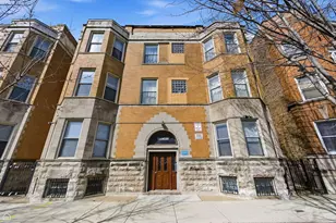 4852 S Prairie Ave, Chicago, IL 60615 - Photo 1