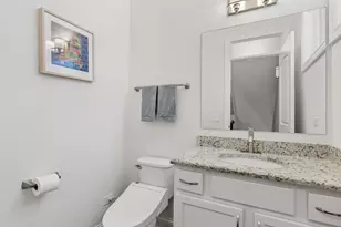 6092 N Sauganash Ave, Chicago, IL 60646 - Photo 10