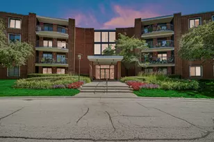 1415 E Central Road NE, Arlington Heights, IL 60005 - Photo 2