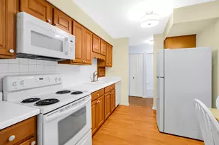 1415 E Central Road NE, Arlington Heights, IL 60005 - Photo 10