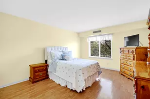 1415 E Central Road NE, Arlington Heights, IL 60005 - Photo 20