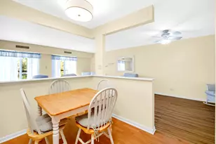 1415 E Central Road NE, Arlington Heights, IL 60005 - Photo 12