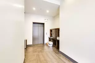 647 N Green St, Chicago, IL 60642 - Photo 28