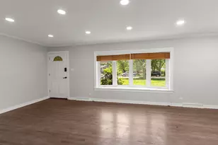 265 Terry Ln, Villa Park, IL 60181 - Photo 14