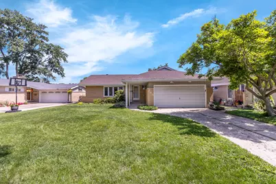 265 Terry Lane, Villa Park, IL 60181 - Photo 2