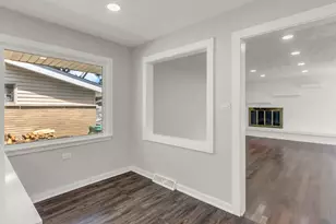 265 Terry Ln, Villa Park, IL 60181 - Photo 16