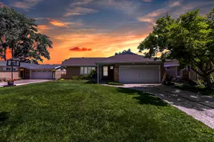 265 Terry Ln, Villa Park, IL 60181 - Photo 1