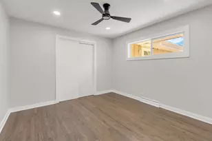 265 Terry Ln, Villa Park, IL 60181 - Photo 22