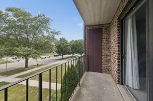 9949 Shady Ln, Orland Park, IL 60462 - Photo 14