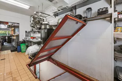 7929 Lincoln Avenue, Skokie, IL 60077 - Photo 22