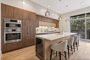 3951 N Wayne Ave, Chicago, IL 60613 - Photo 16