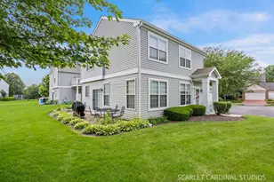302 Cascade Ln, Oswego, IL 60543 - Photo 2