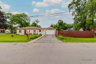 402 S Addison St, Bensenville, IL 60106 - Photo 30