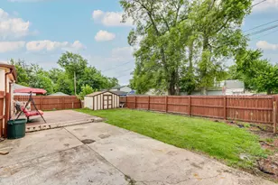 402 S Addison St, Bensenville, IL 60106 - Photo 24